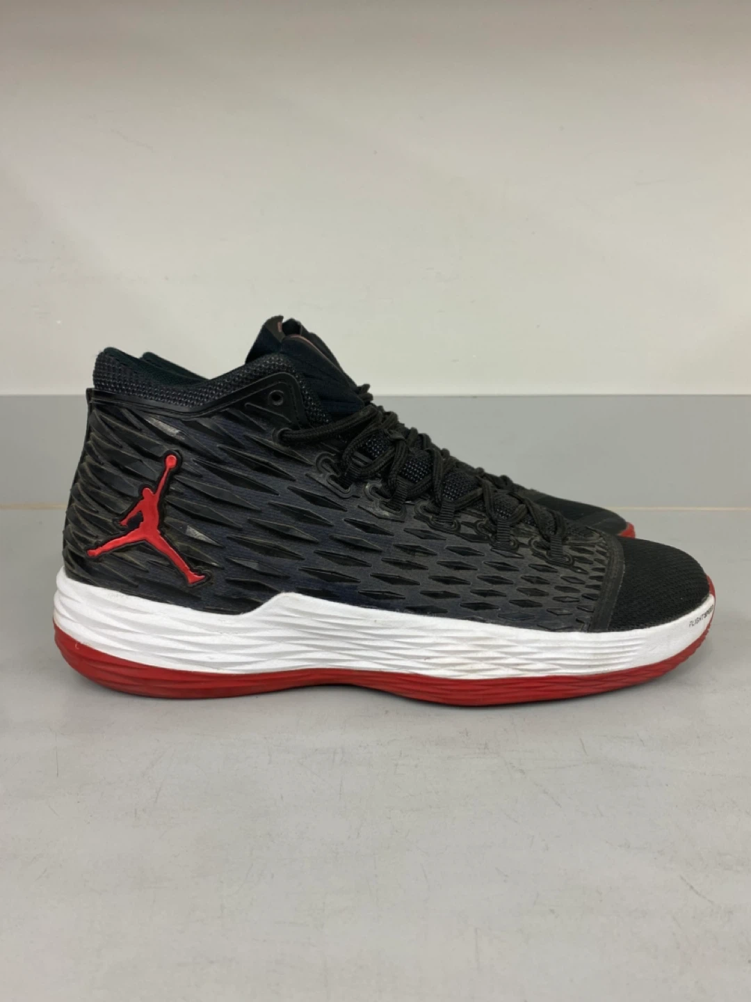 Jordan Melo 13 Basketball Shoes - 10.5