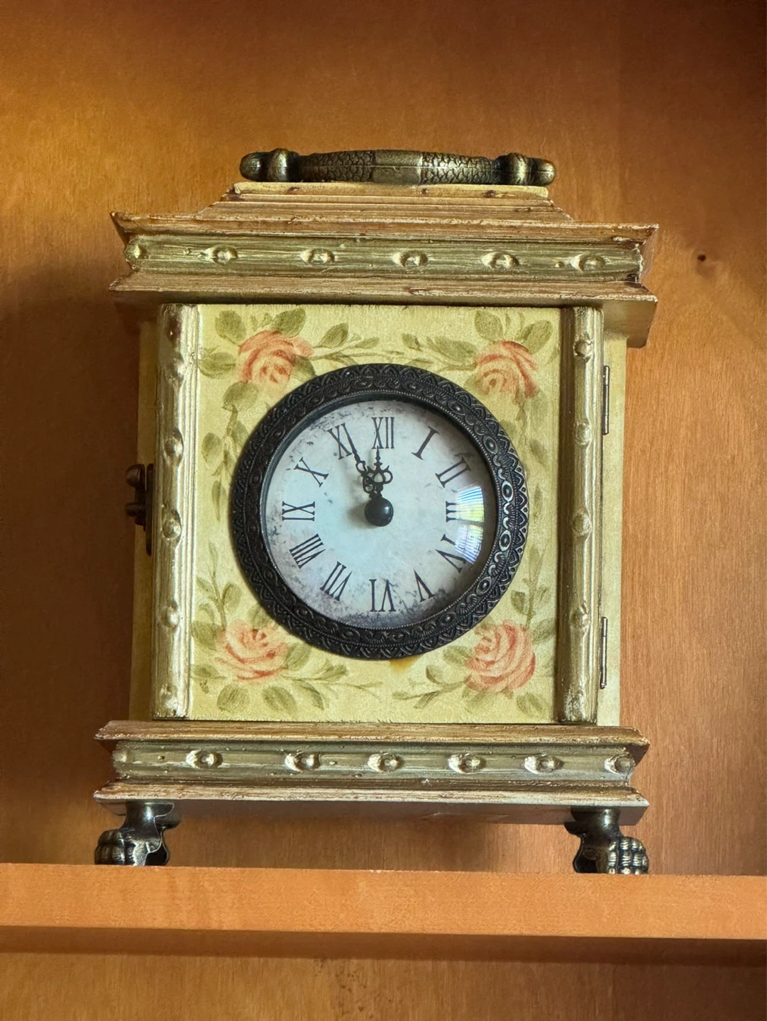 Decorative Table Clock with Floral Design