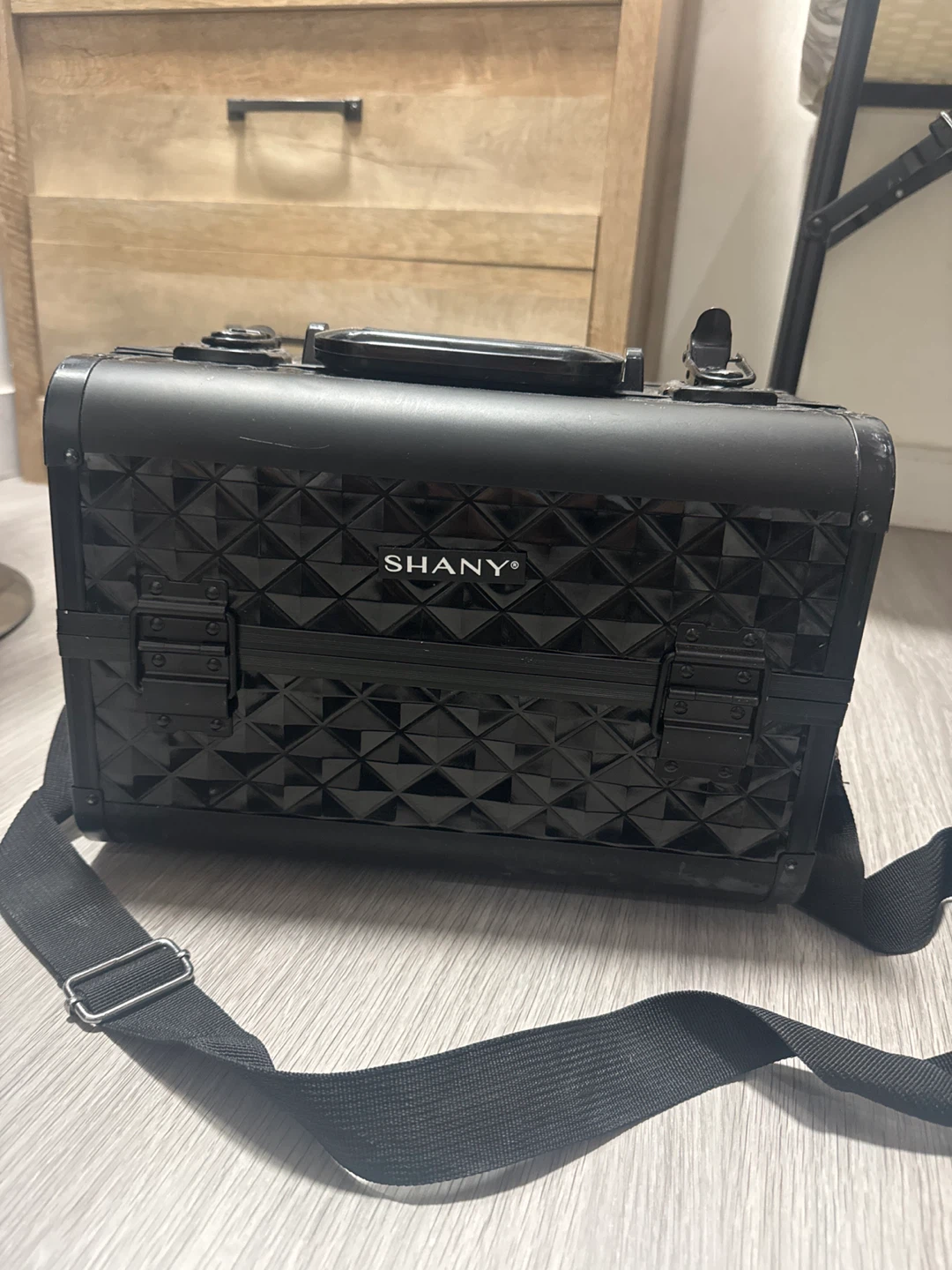 Shany Black Makeup Train Case