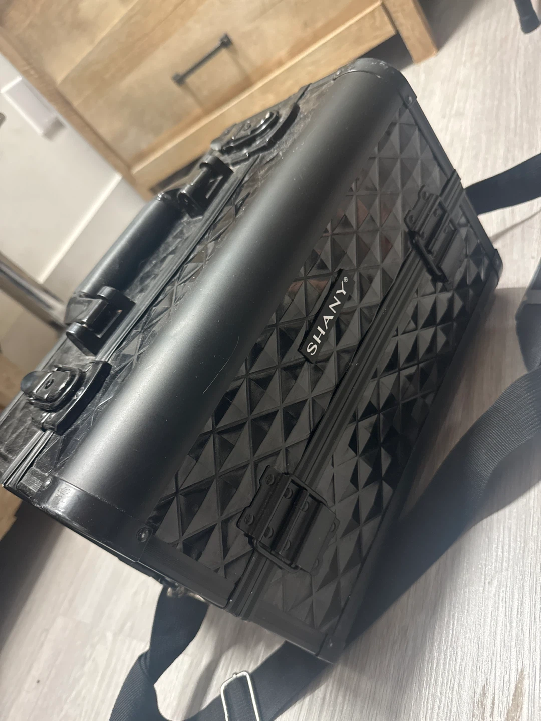 Shany Black Makeup Train Case - photo 5