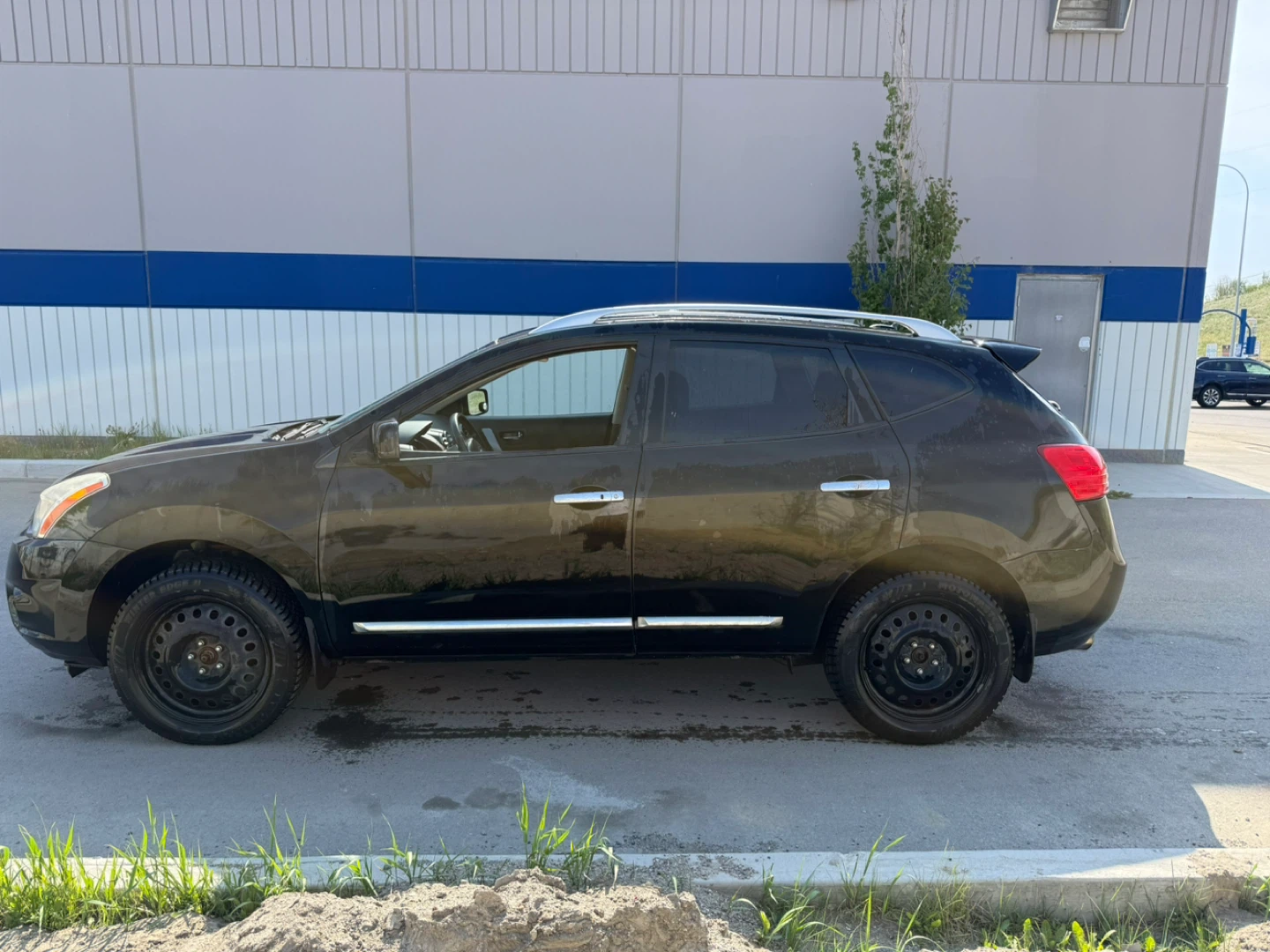 Nissan Rogue SL AWD - Premium Package - photo 3