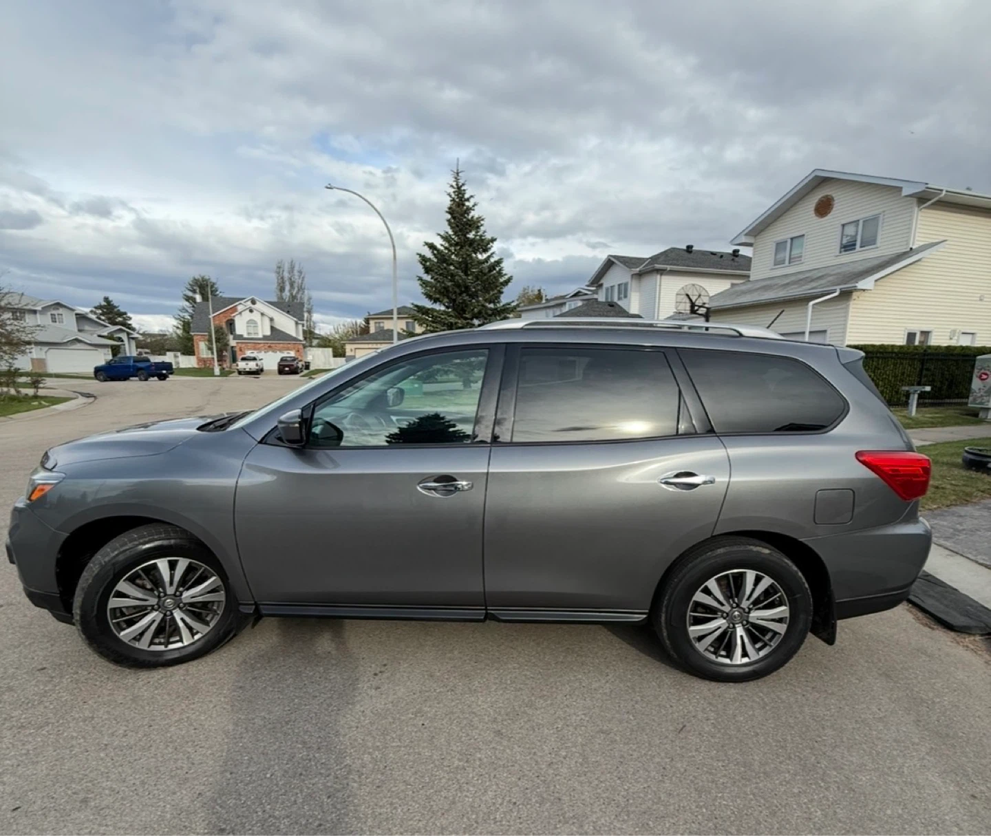 Mint Active 2017 Nissan Pathfinder SV 4WD - photo 4