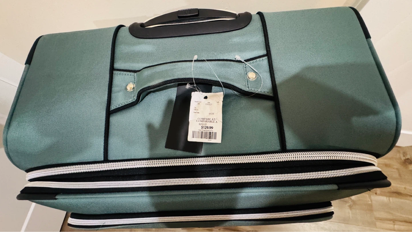 London Fog Guildford Collection 26" Expandable Spinner Luggage - photo 4