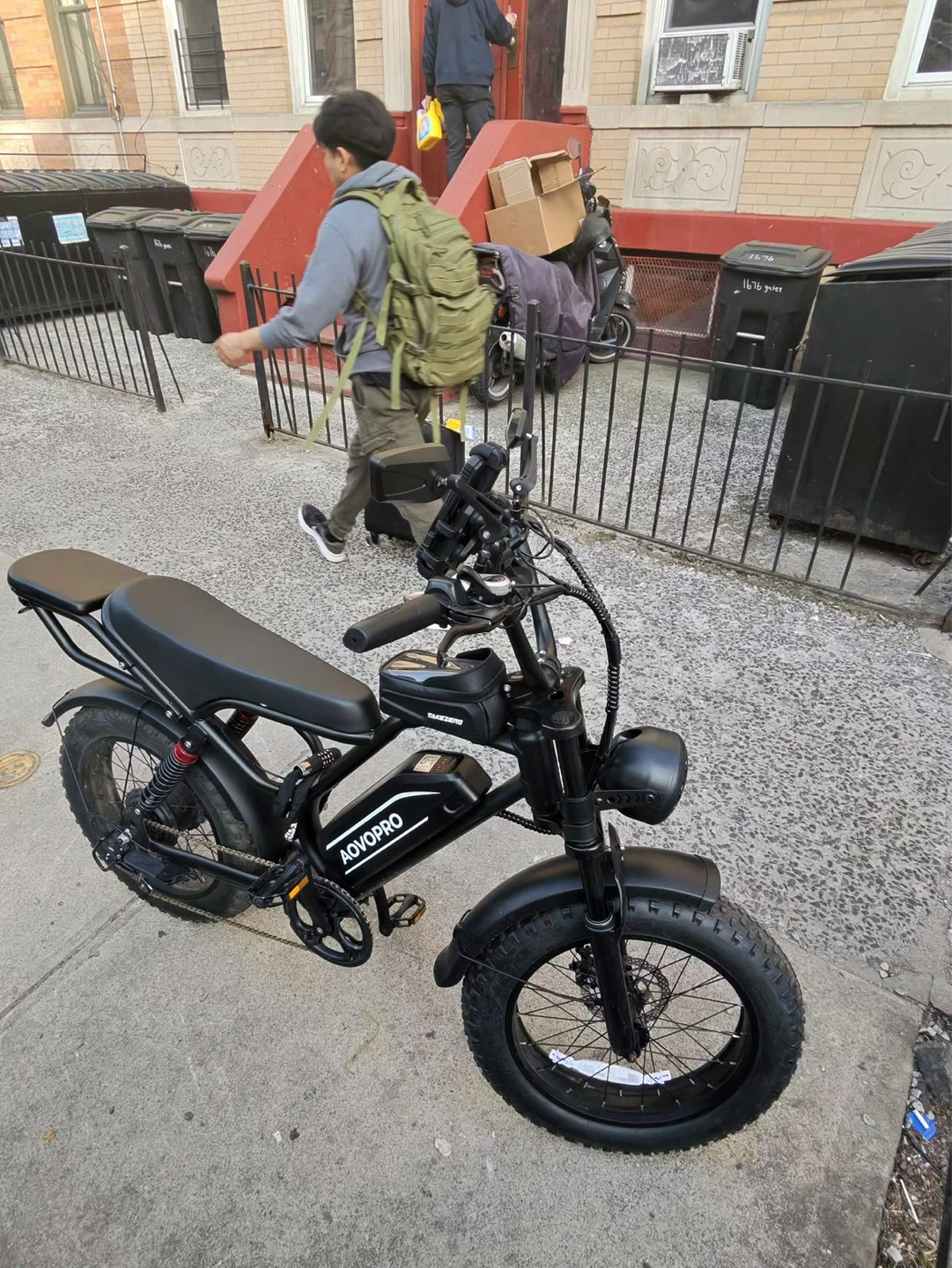 AOVOPRO Electric Bike - photo 2