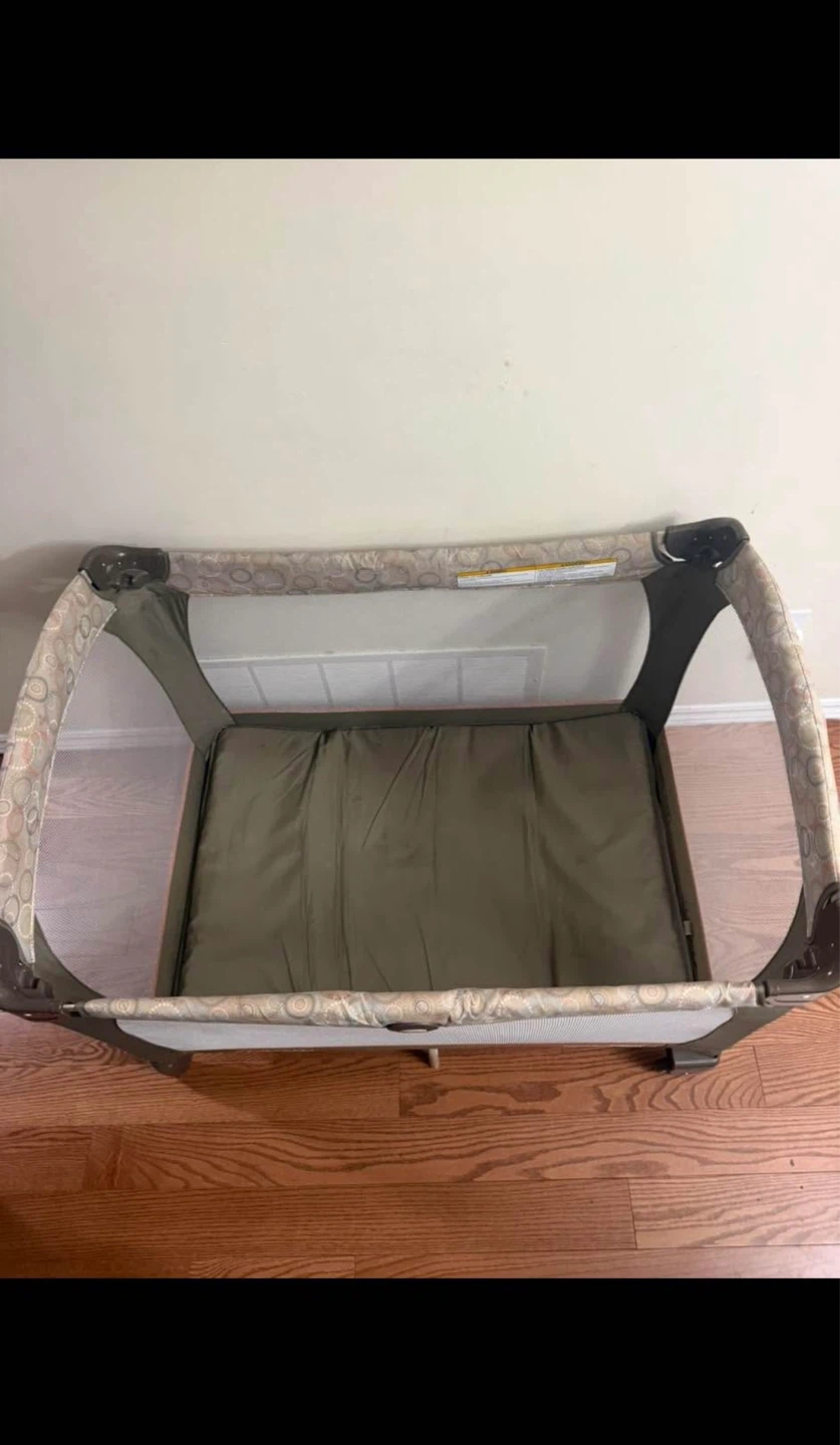 Baby Play Pen / Sleep Bed Crib - photo 3