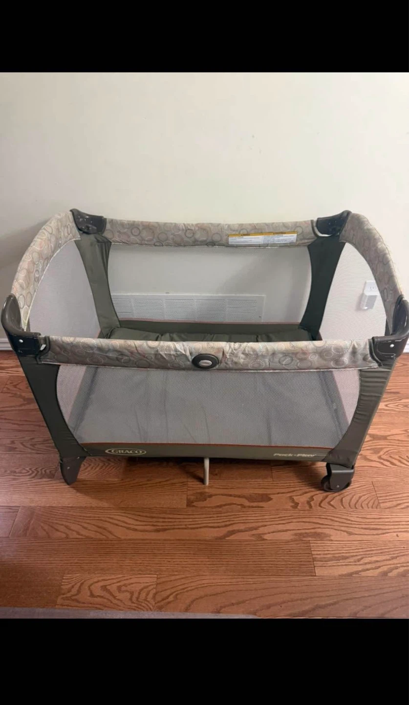 Baby Play Pen / Sleep Bed Crib - photo 2