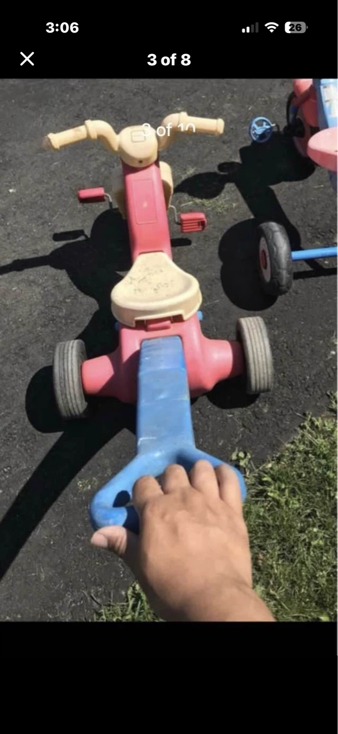 Tricycle with Removable Handle Push Bar - photo 3