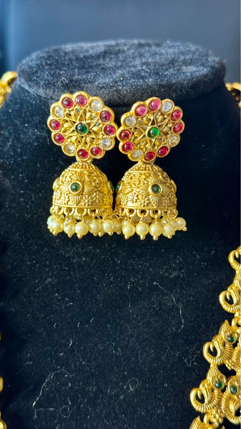 Gold-tone Indian Necklace and Earring Set - photo 2