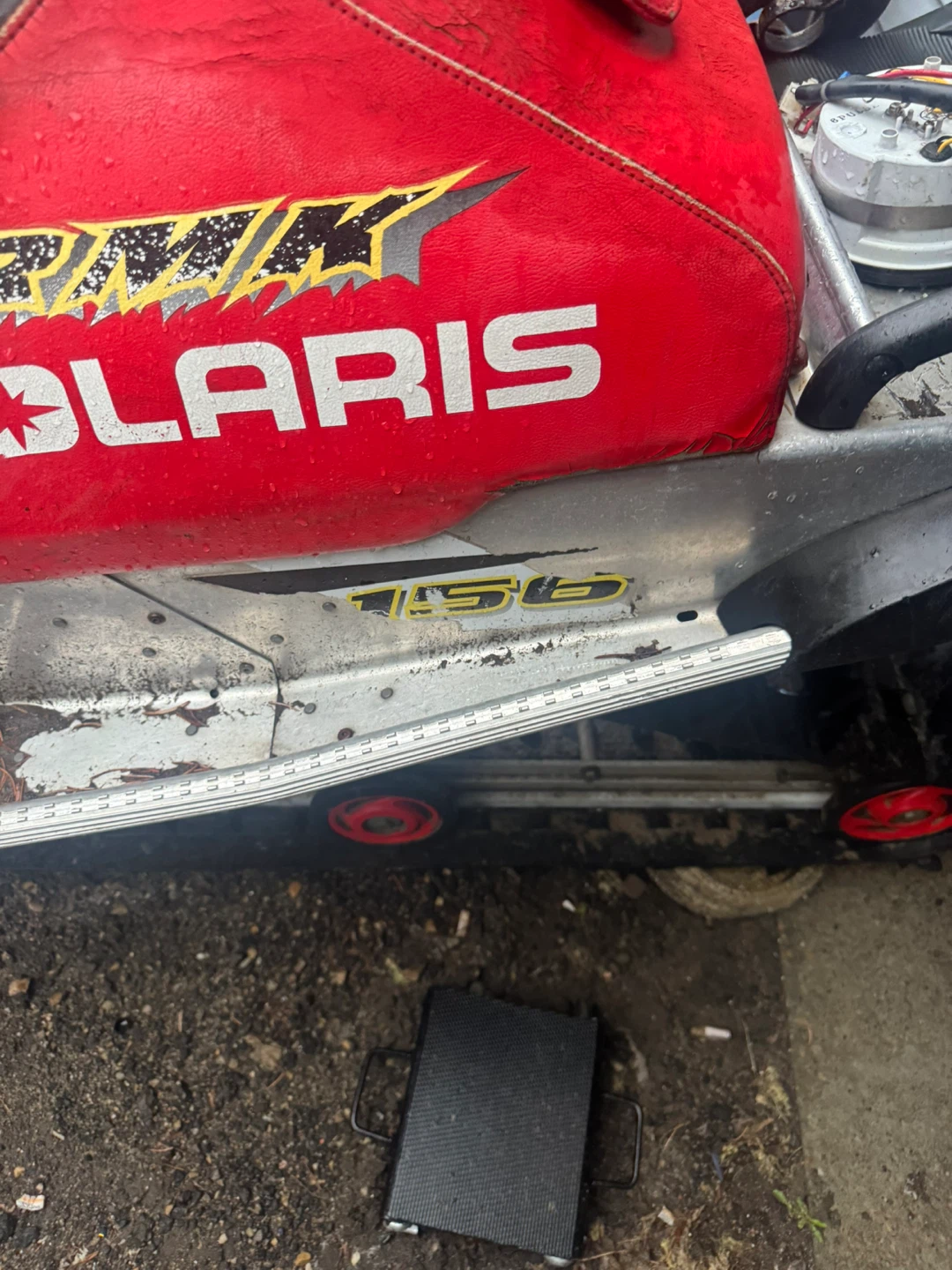 Polaris RMK 800 Snowmobile - photo 3