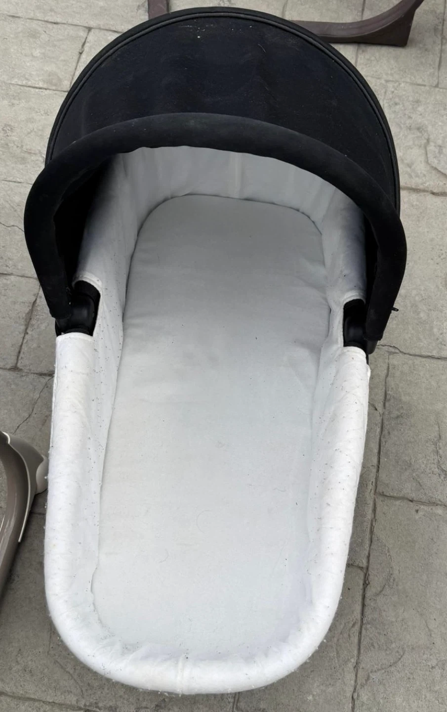Baby Jogger Bassinet - photo 2