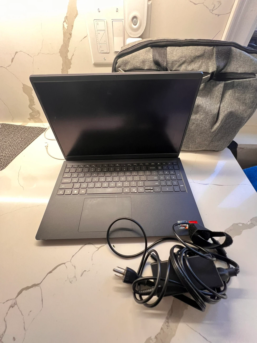 Dell Inspiron 15 Laptop w charger & laptop bag - photo 5