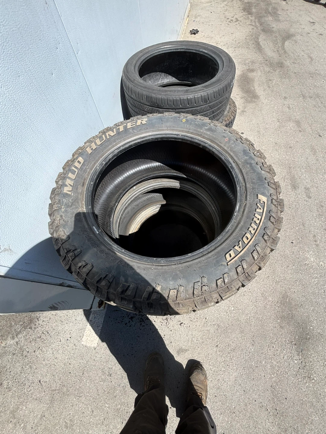MUD HUNTER 33X12.50R20LT Tires - photo 2