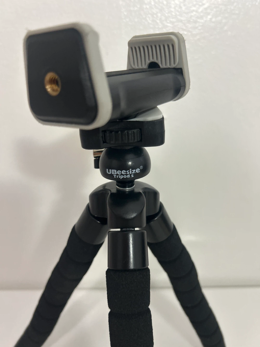 UBereeze Flexible Mini Tripod - photo 2