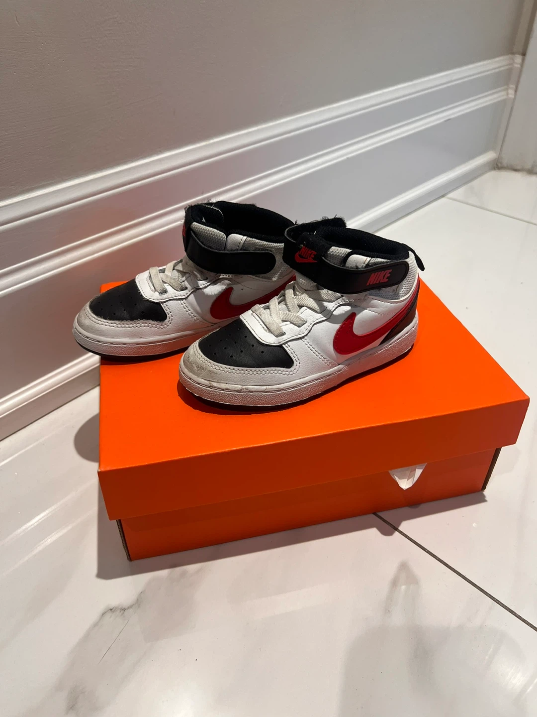 Nike Kids Shoes - photo 3