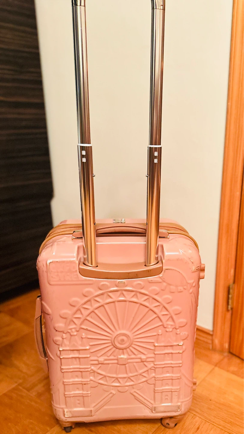 IT Luggage Pink London Themed Carry-On Suitcase - photo 5