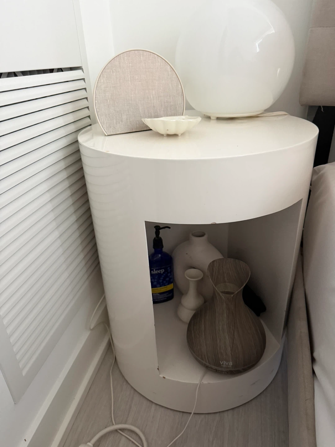 Modern White Side Tables - photo 2