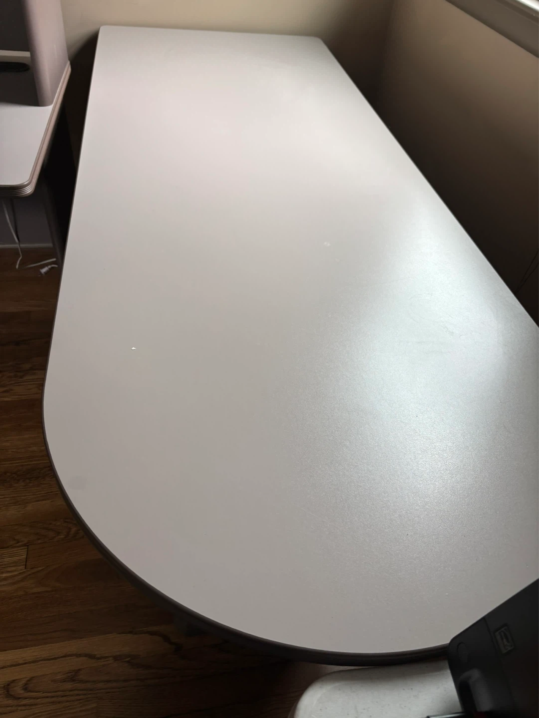 Gray L-Shaped Office Desk with Hutch - photo 3