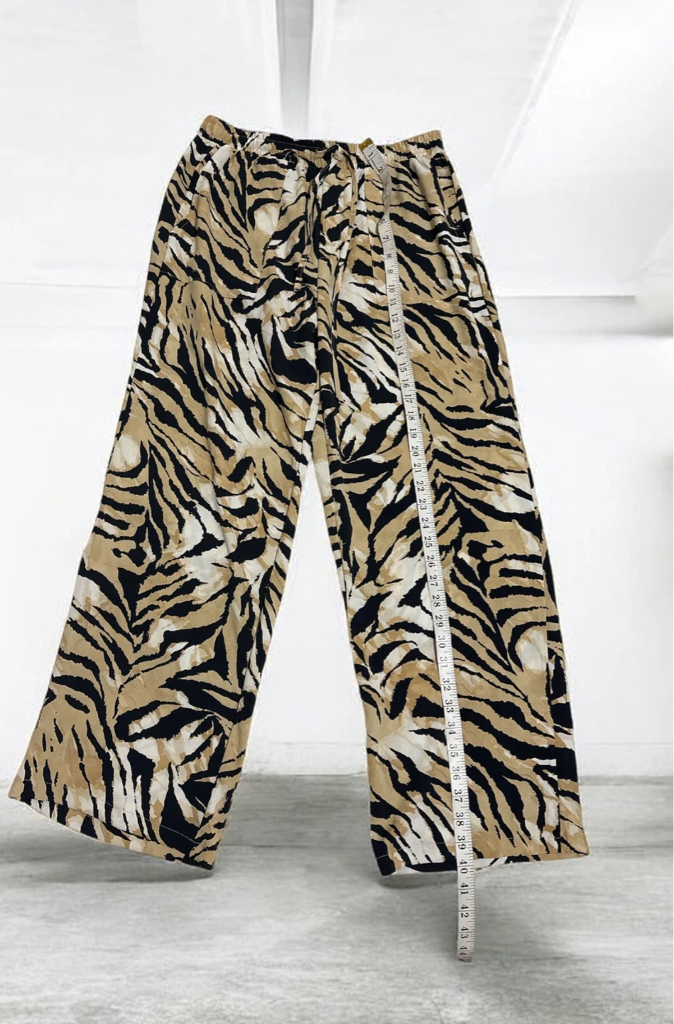 Classic Concepts Tiger Print Pants - photo 3