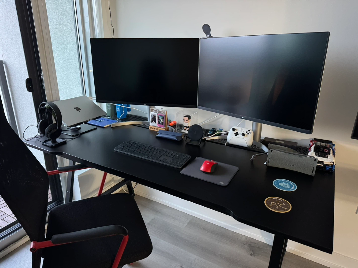 IKEA Utespelare Desk + Huvudspelare Chair – Like New - photo 3