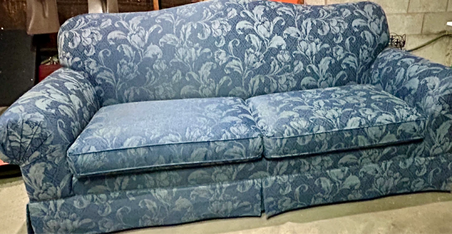 Blue Floral Loveseat Sofa and accent chair - photo 2