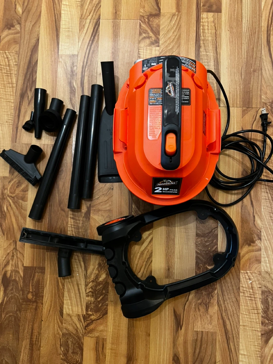 Wet/Dry Shop Vac – 2.5 Gallon Portable Vacuum - photo 2