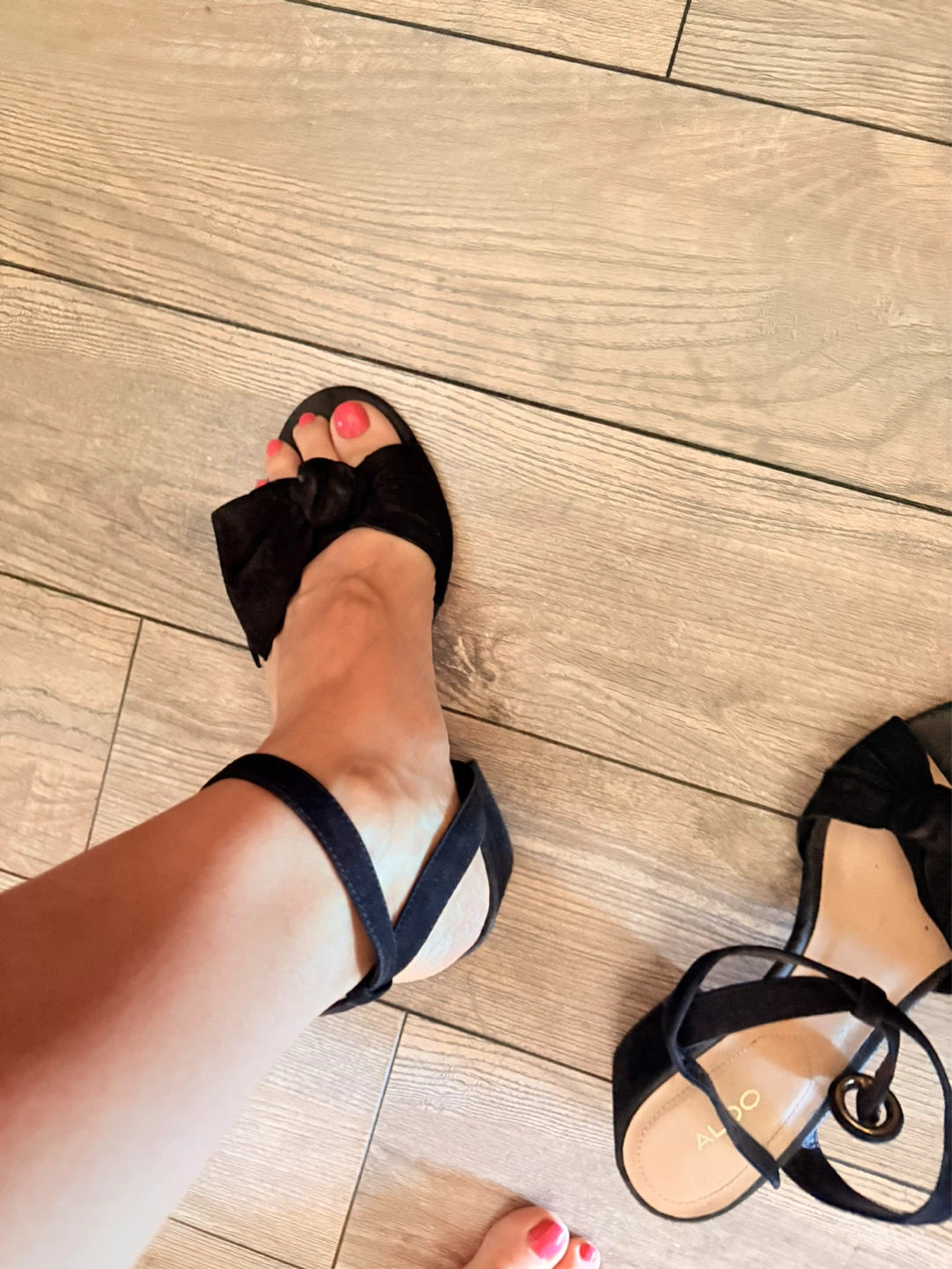 ALDO Black Suede Bow Block Heel Sandals - photo 4