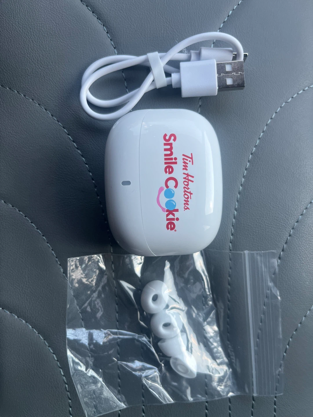 Tim Hortons Smile Cookie Wireless Earbuds - photo 3
