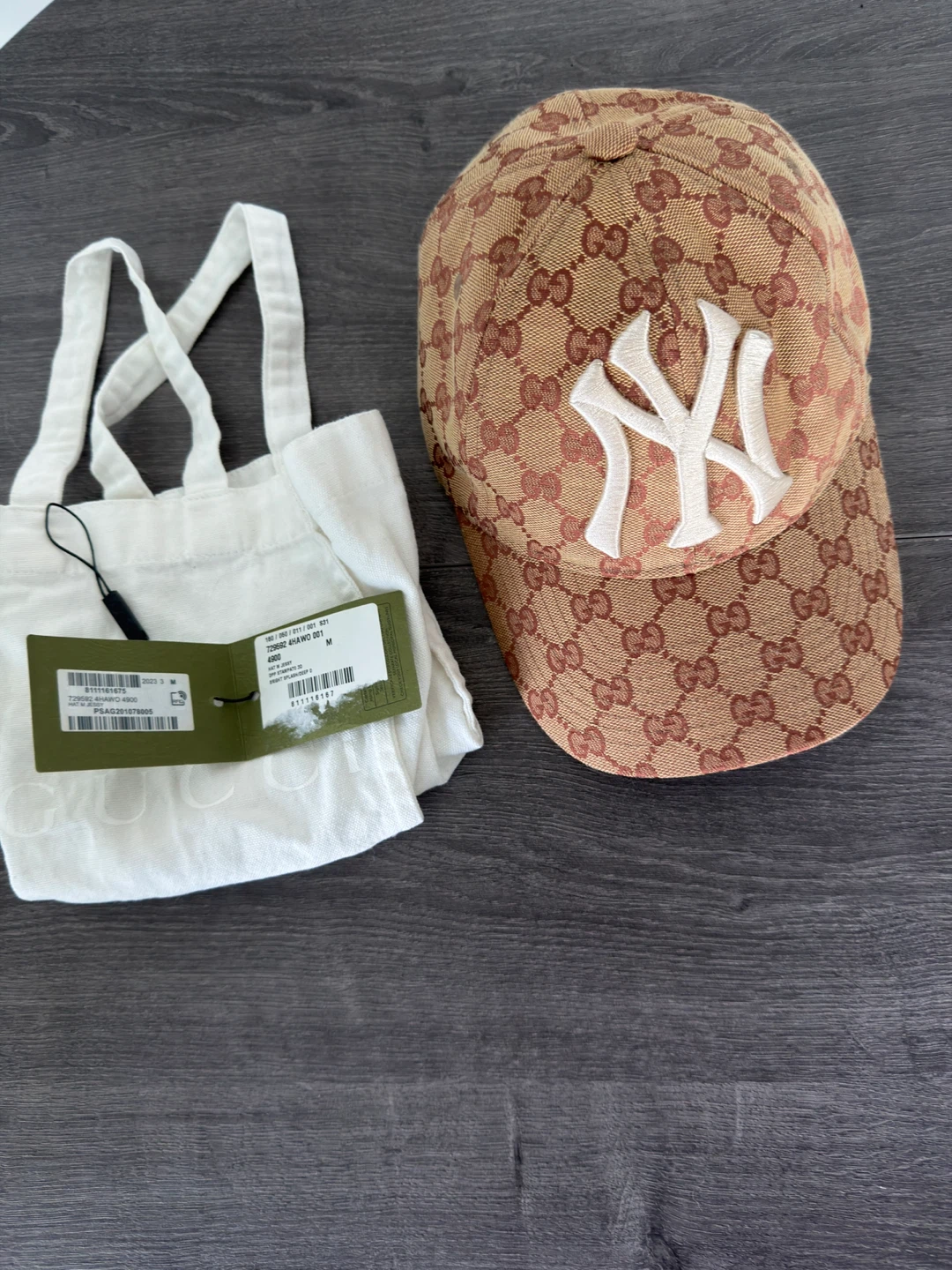 Gucci NY Yankees Logo Baseball Cap Hat - Rare
