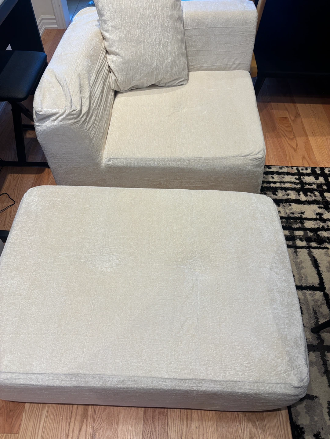Cream Armchair with Ottoman - photo 2