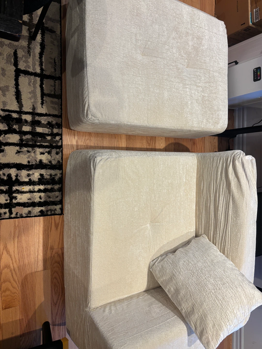 Cream Armchair with Ottoman - photo 3