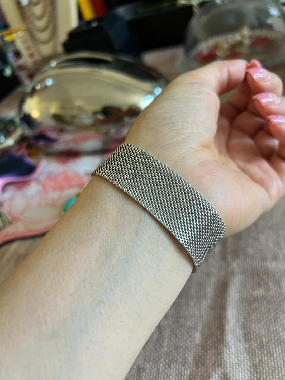 Mesh Bracelet with Owl Clasp - photo 2