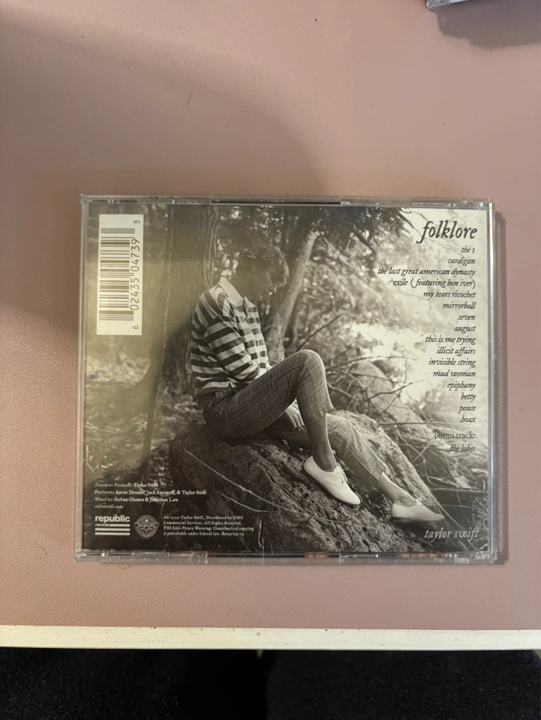 Taylor Swift CD Bundle (Folklore, Evermore, 1989 T.V. & More) - photo 3