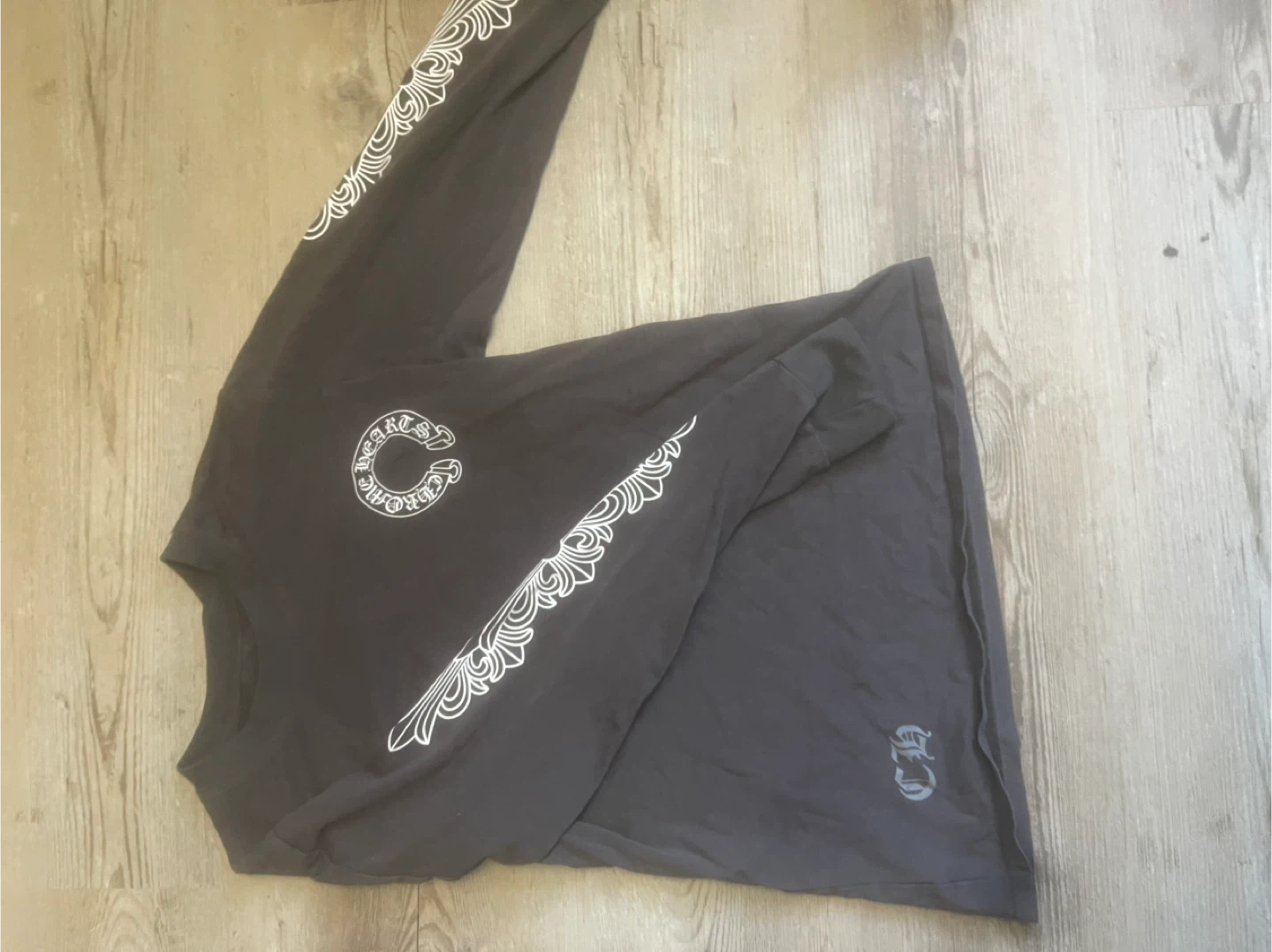 Chrome heart long sleeve - photo 2