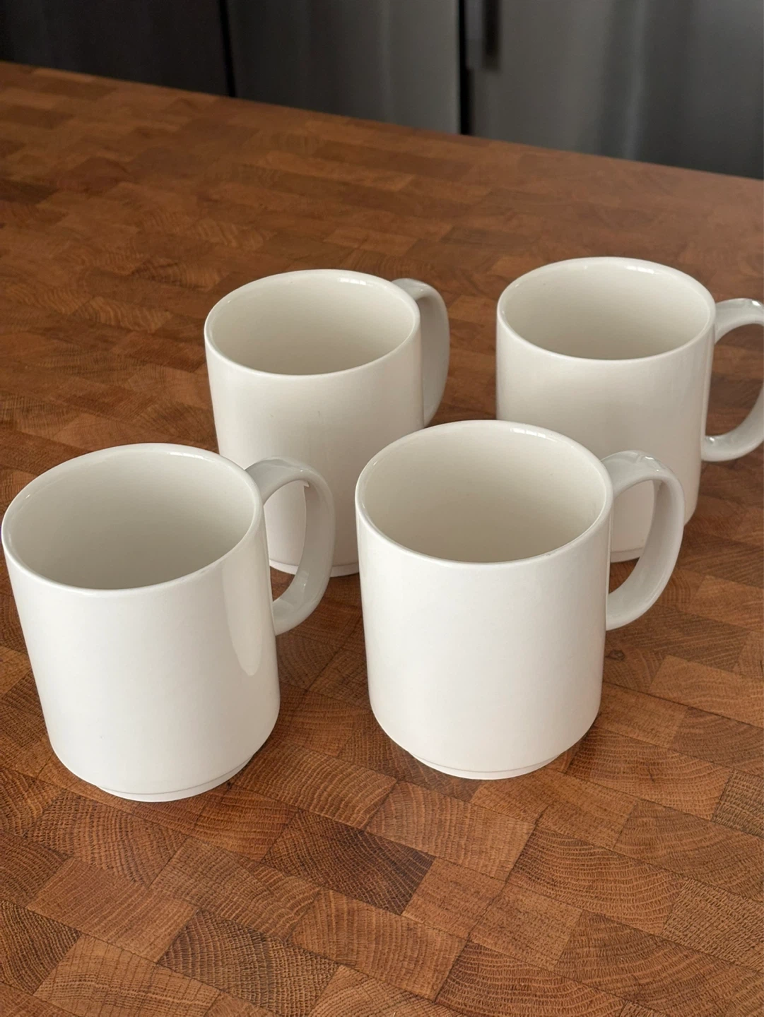 Set of 4 White Ceramic Mugs