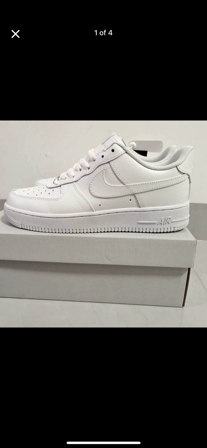 Nike Air Force 1 '07 White Sneakers