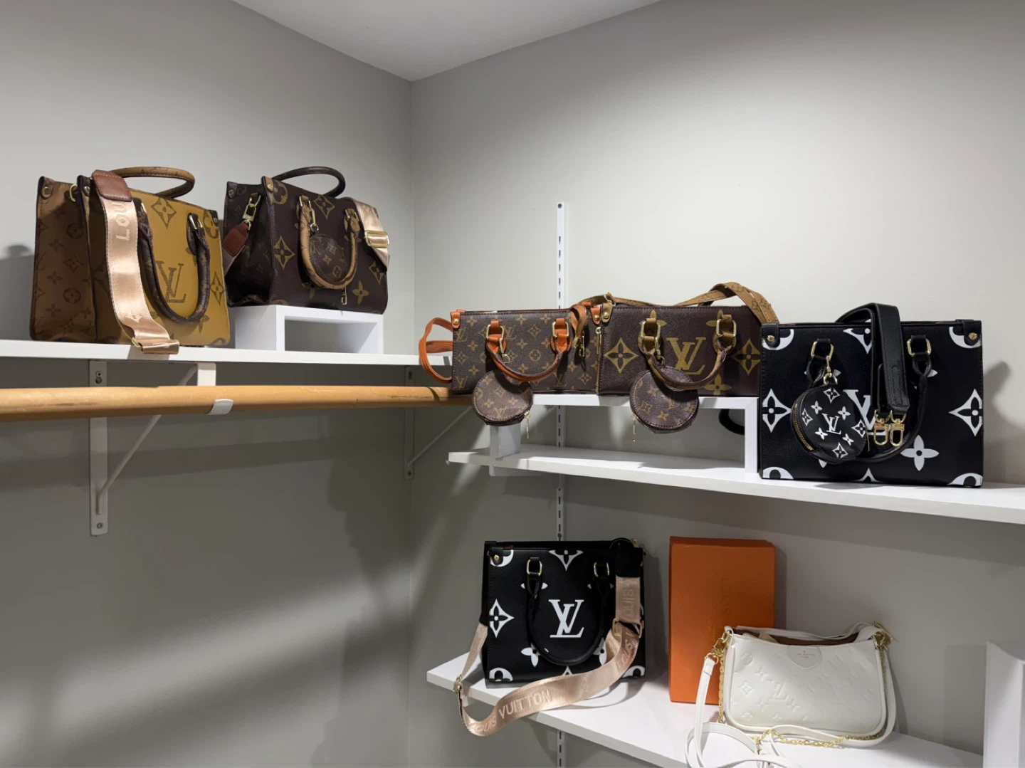 Selection - photo 3