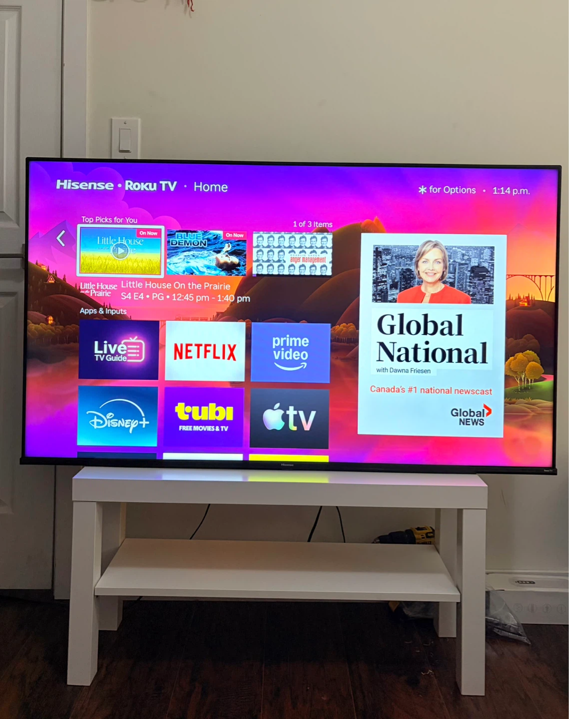 55” Hisense Roku TV - photo 2