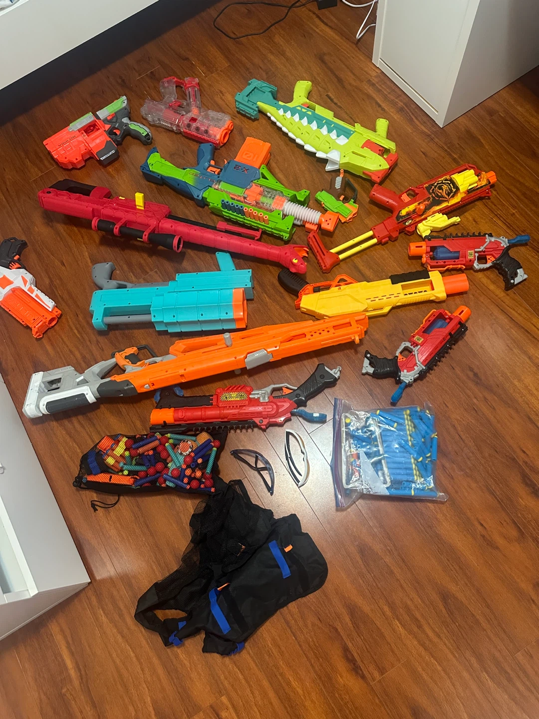 Nerf Set: 14 Blasters + Accessories