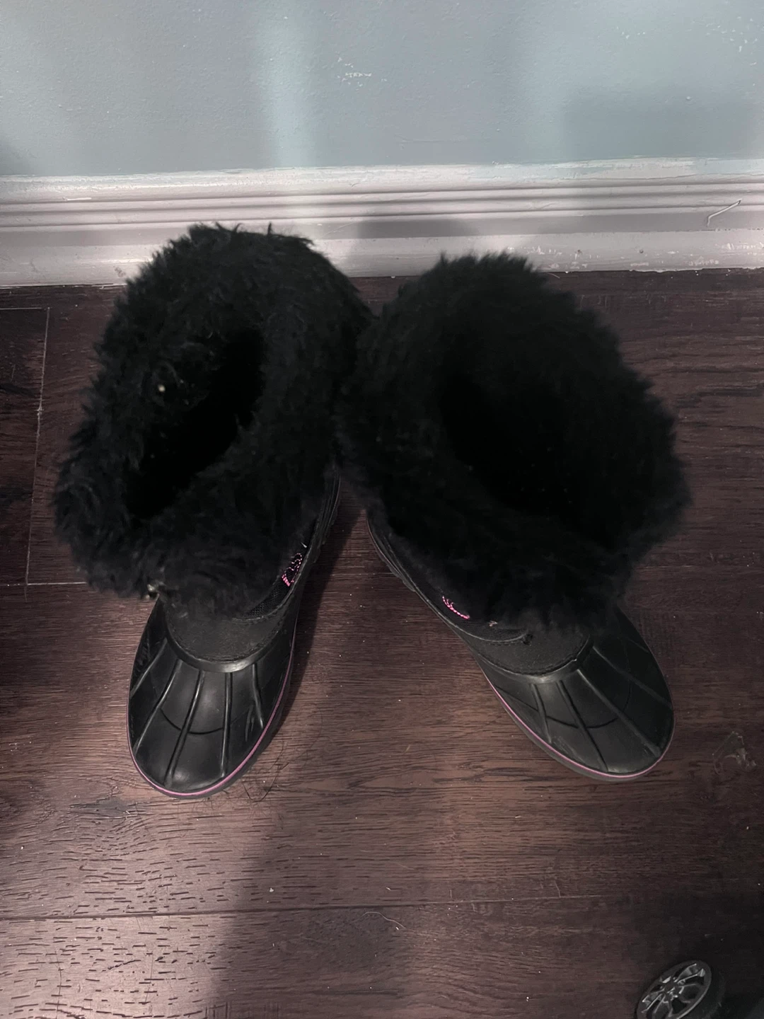 Girls' Black Snow Boots with Pink Hearts - photo 4