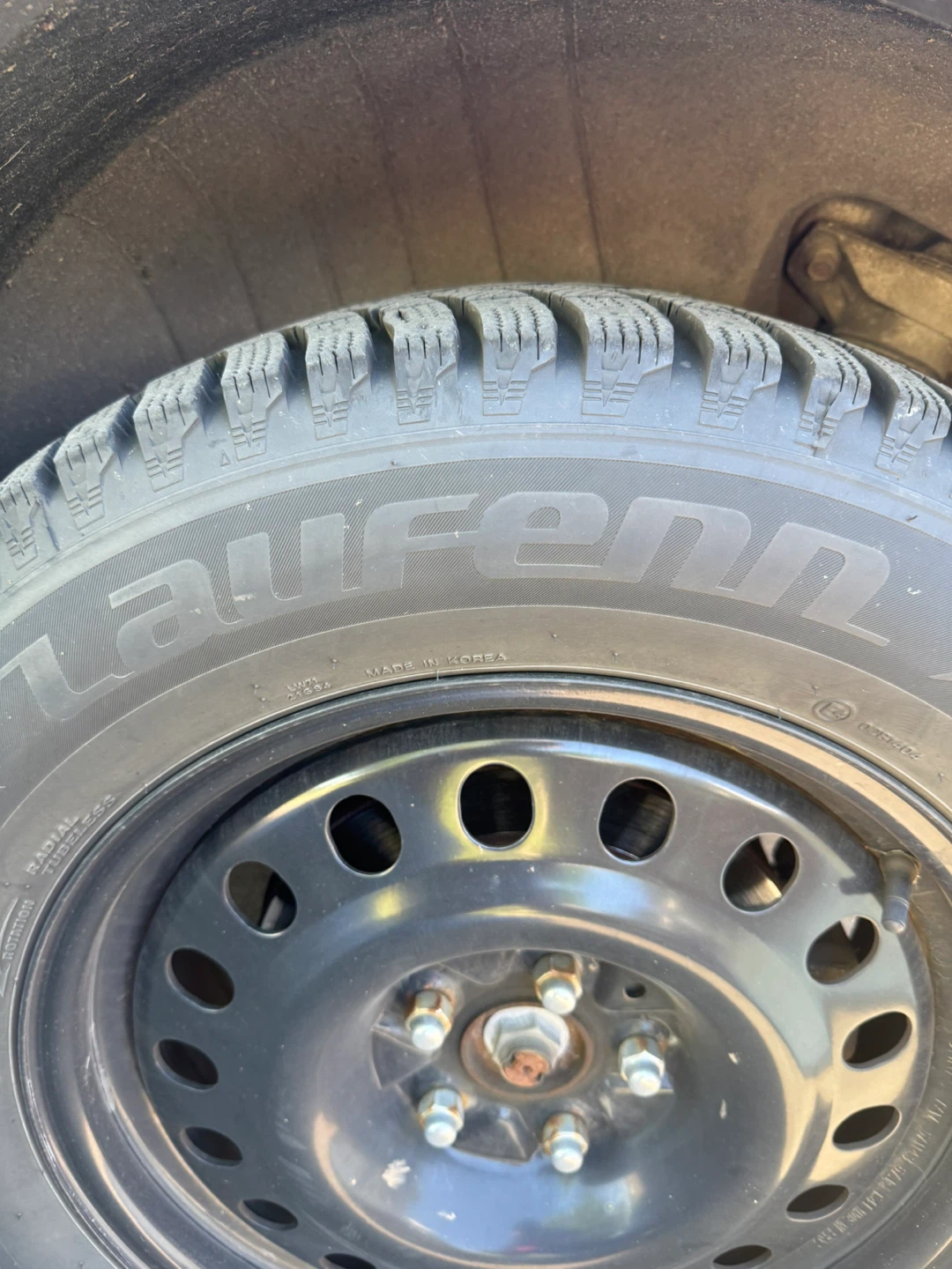 Laufenn Winter Tire 225/65R17 - photo 4