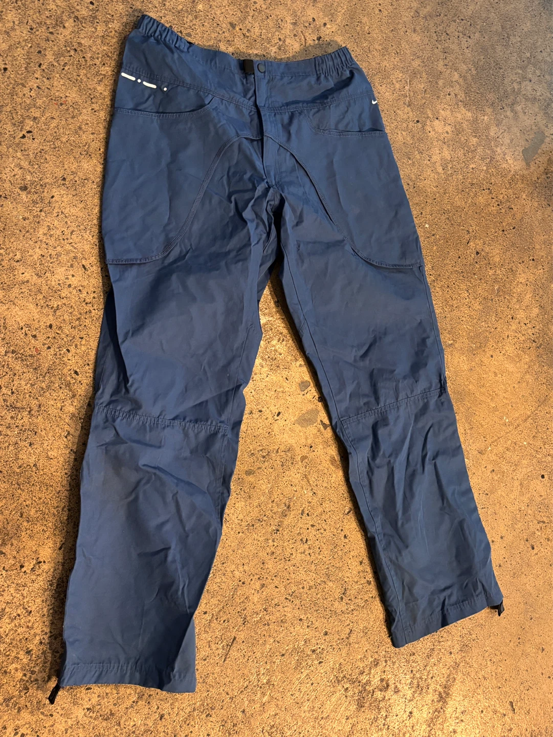 Nike Blue water repellent  Pants - Medium