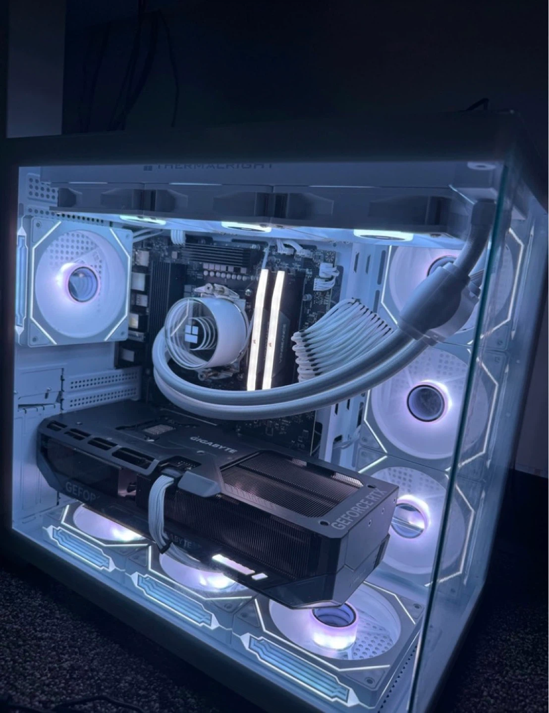 Custom Gaming PC - photo 3