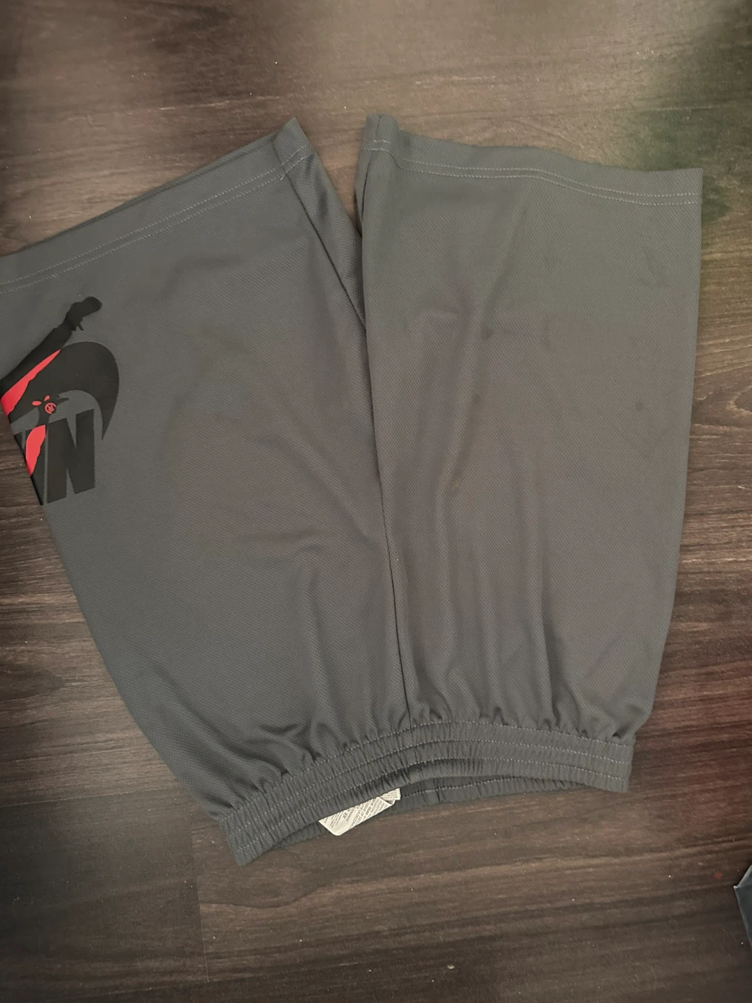 Black shorts with white graphic print - photo 2