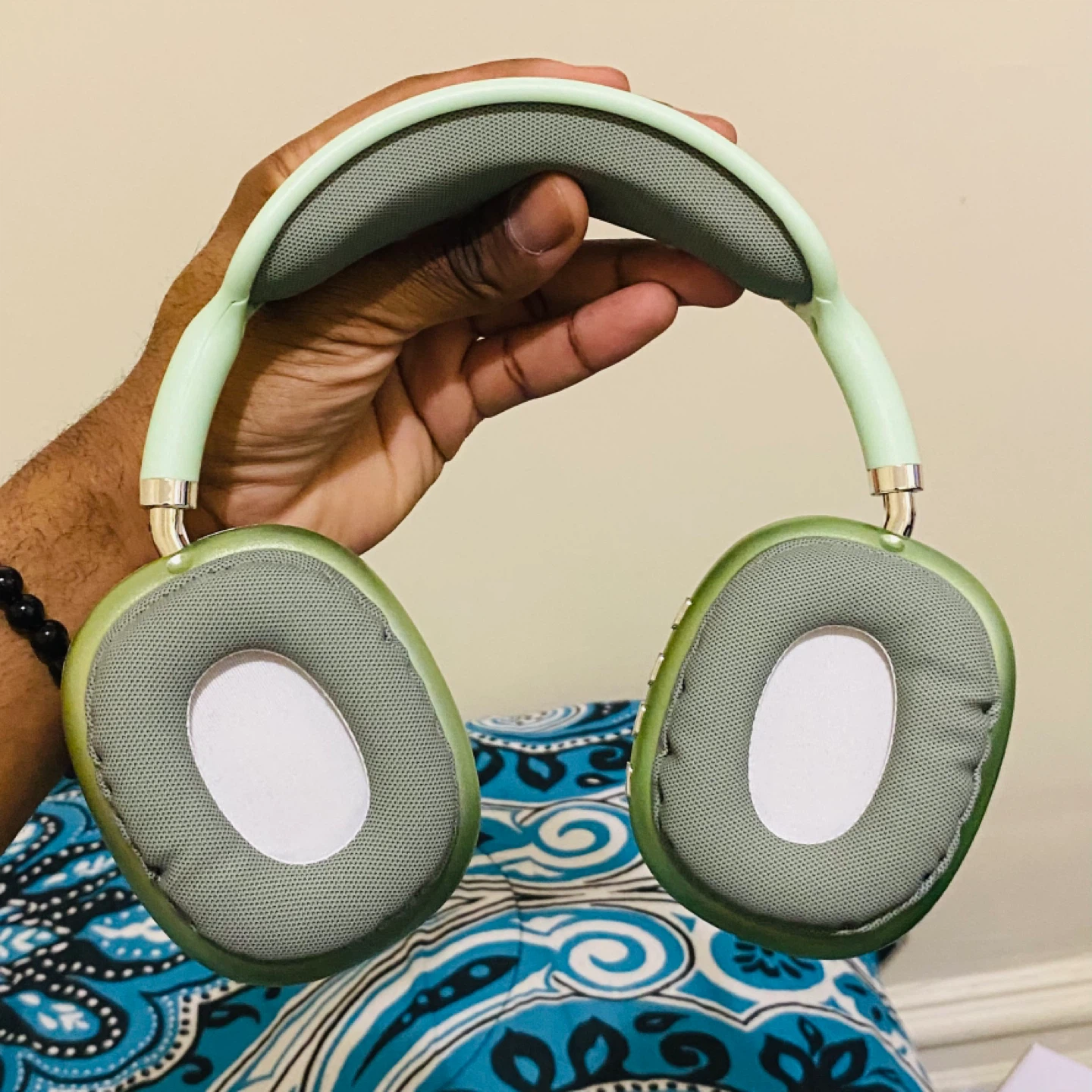 P9 Pro Max Wireless Headphones – (Green) - photo 4