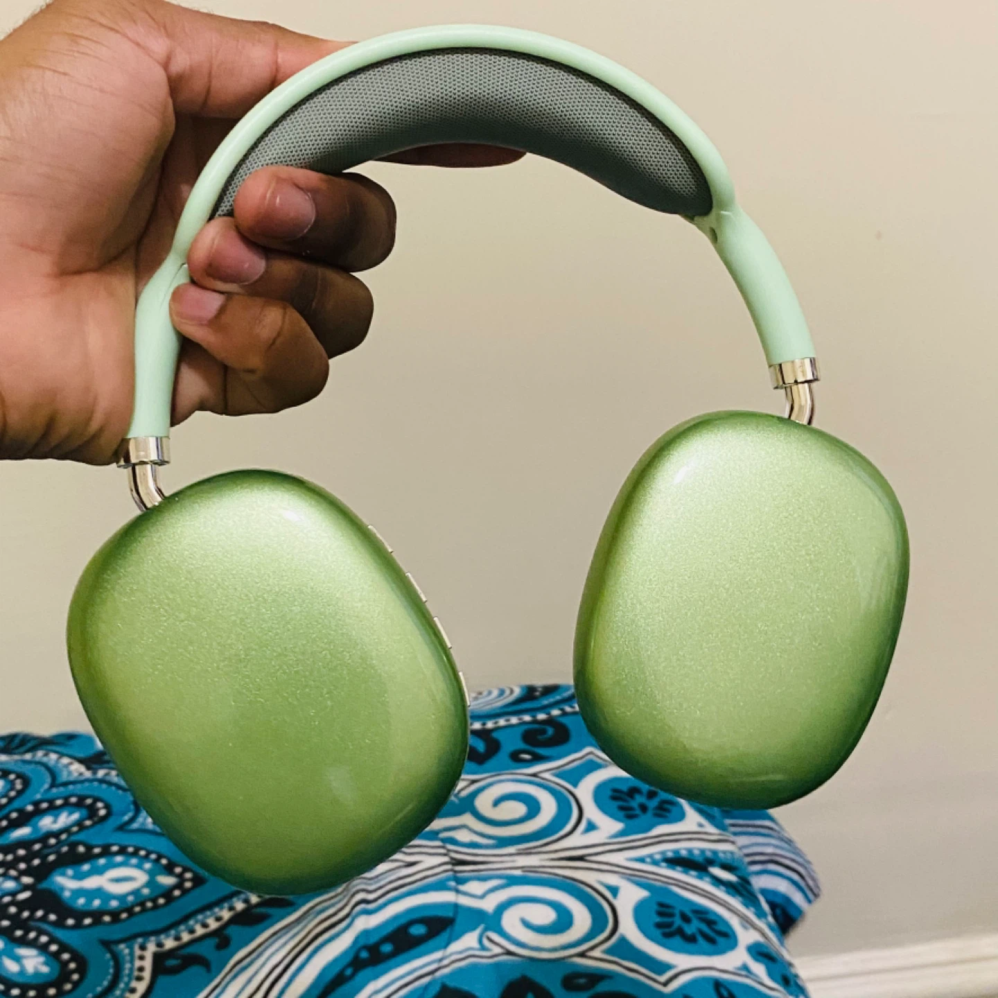 P9 Pro Max Wireless Headphones – (Green) - photo 2