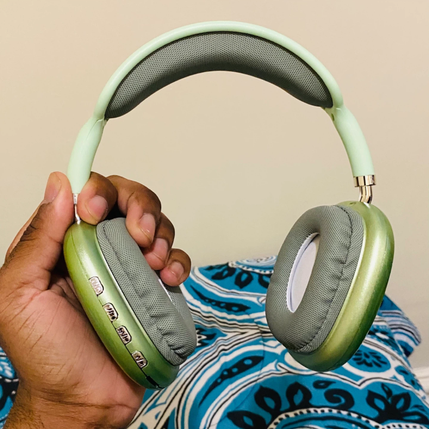 P9 Pro Max Wireless Headphones – (Green) - photo 3
