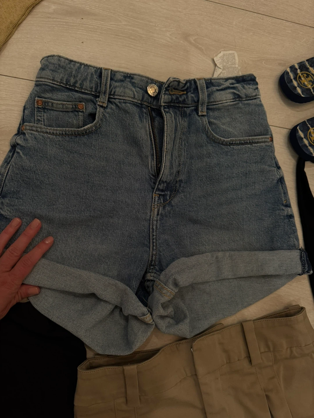 Zara shorts never worn size 2(34)