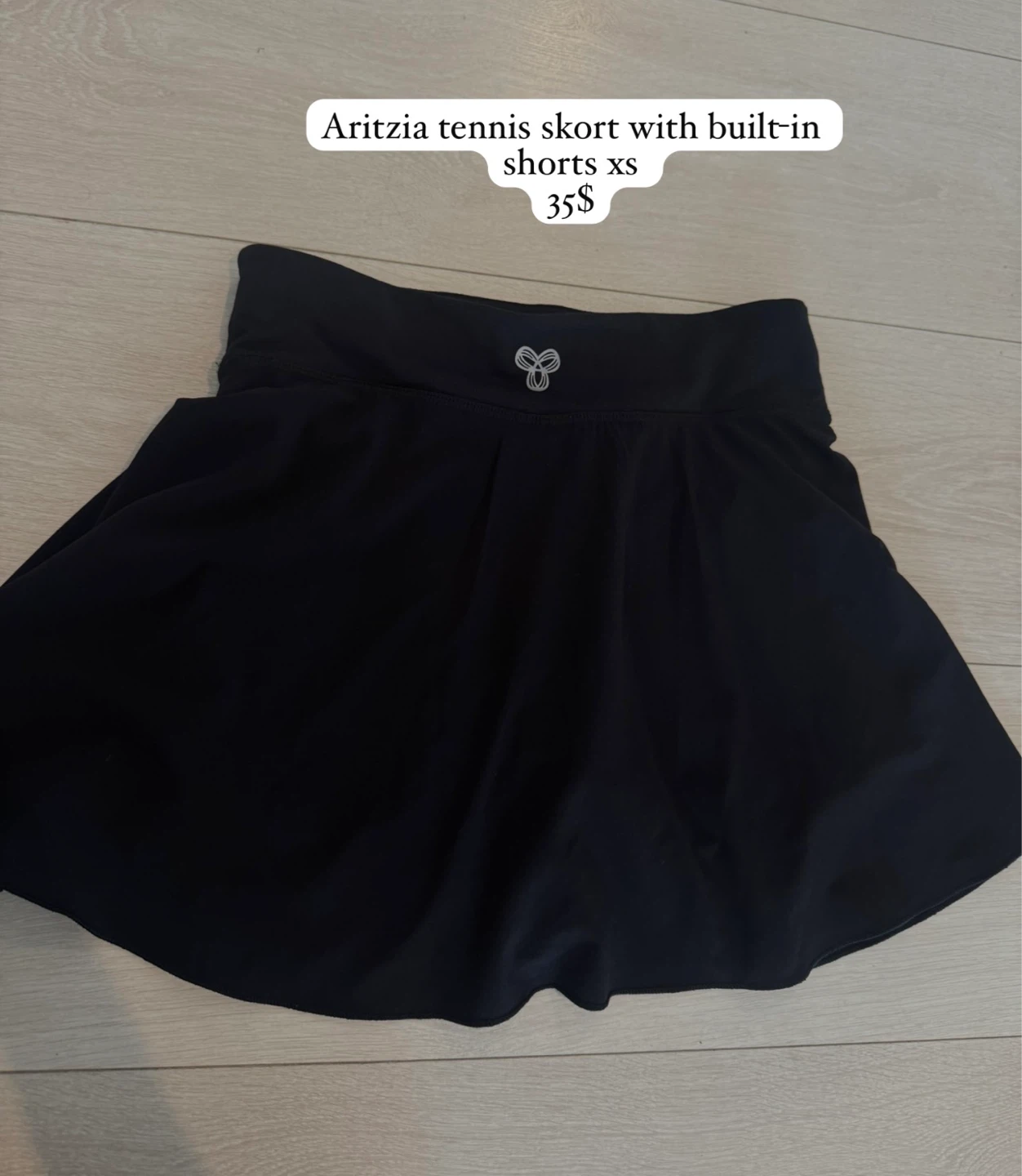 Aritzia tennis skort with built-in shorts