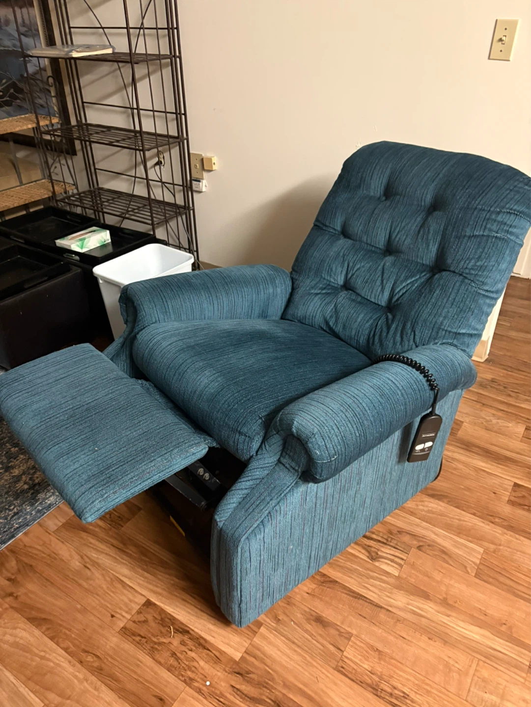 Teal Power Recliner Chair - photo 2
