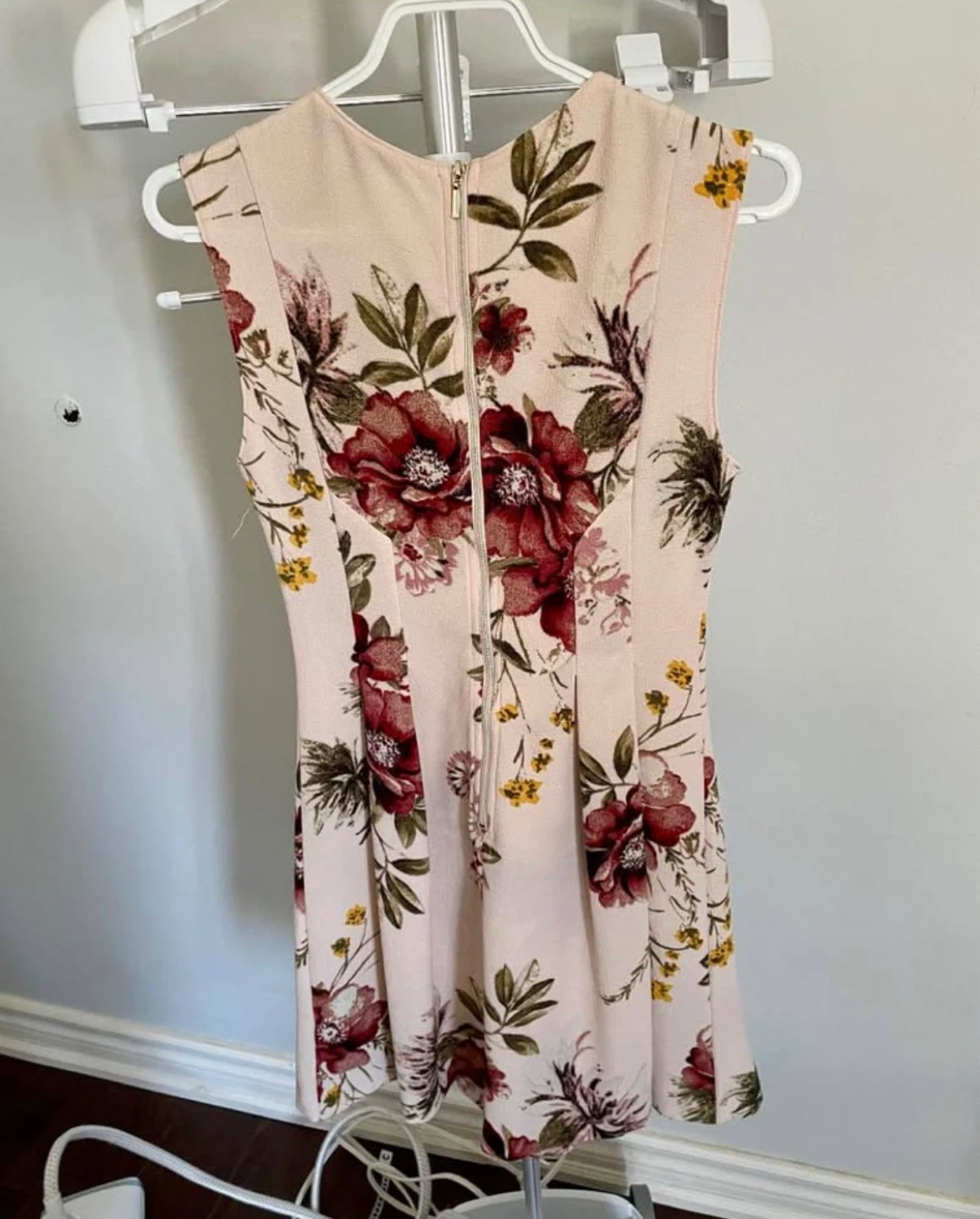 DYNAMITE Floral Pink Sleeveless Dress P/S - photo 2
